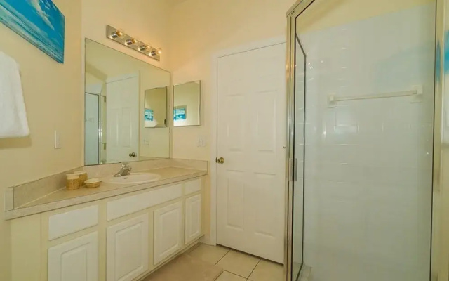 Private Pool With Spa and Conservation Views