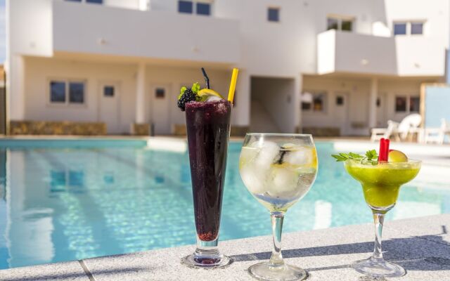 Sagres Sun Stay - Surf Camp & Hostel