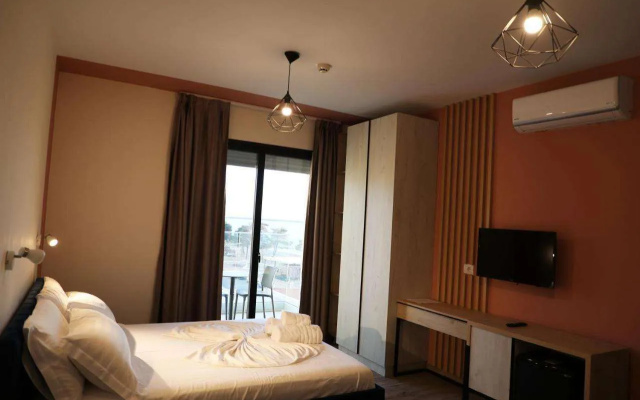 Hotel Triumf Shengjin
