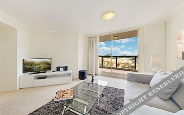 Wyndel Apartments