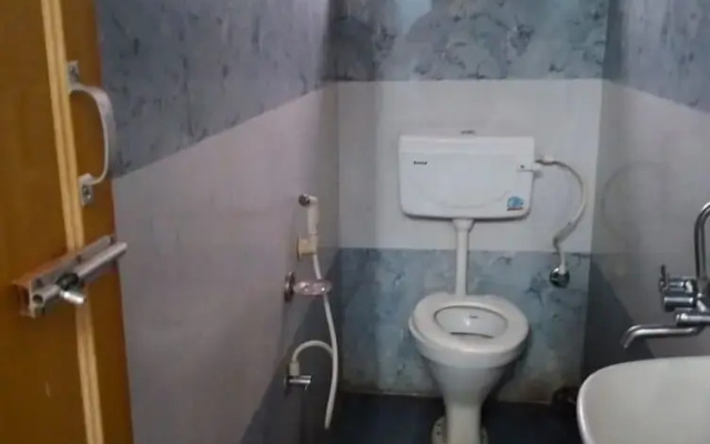 Goroomgo Shivansh Guest House
