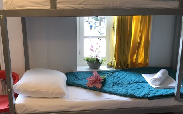 Room Mate Hostel