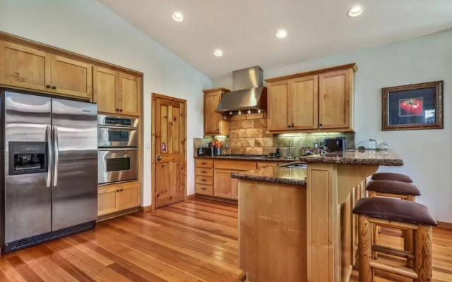 Das Waldhaus 1973p 3 Bedroom Home