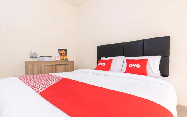OYO 2001 Taman Dayu Villa Golf View