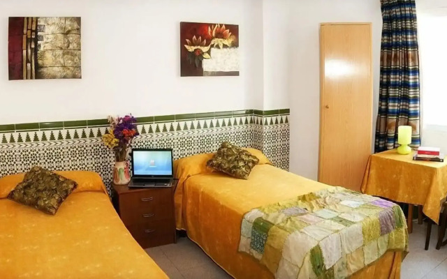 Hostal Estación Almeria