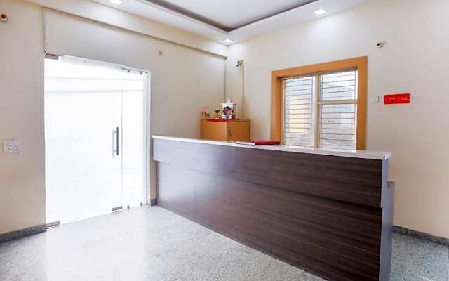 OYO 28629 Hotel Crosswind