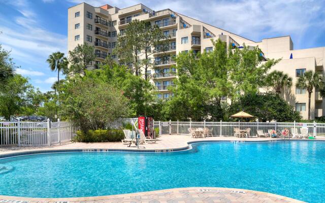 Enclave Hotel & Suites Orlando, a staySky Hotel & Resort