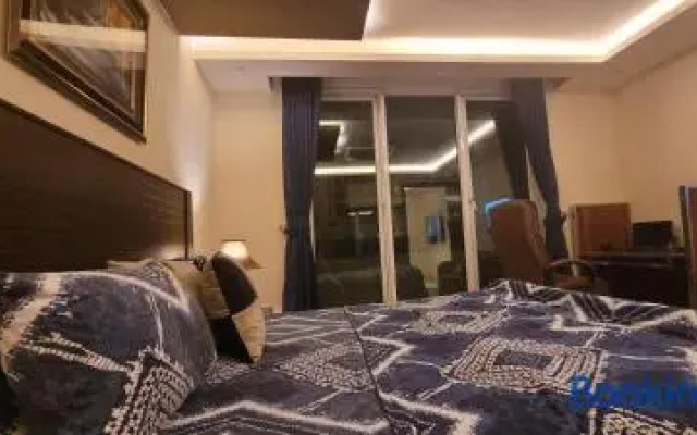Goldcrest Luxury Apartments