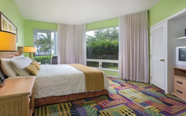 Holua Resort