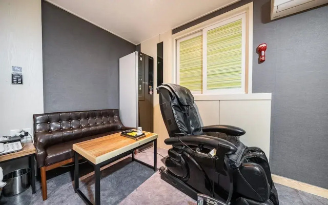Bucheon Hotel Narn
