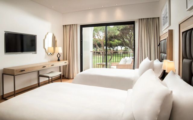 Pine Cliffs Suites