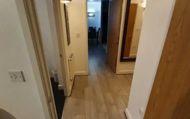 AFFLUENT APARTMENTS Waterside tideslea path