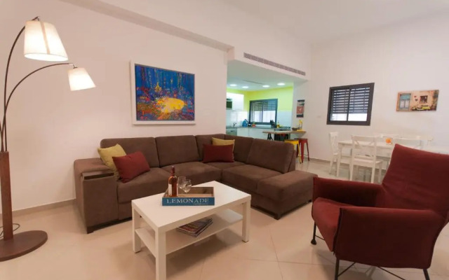 Pinsker 54 Apartment