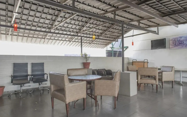 Kp Suits by OYO Rooms