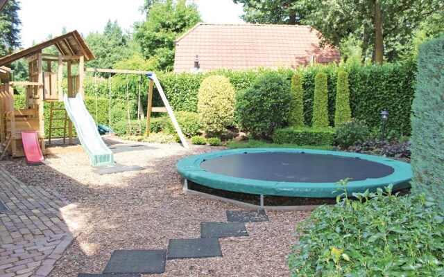Amazing Home in Lunteren With 6 Bedrooms, Sauna and Wifi