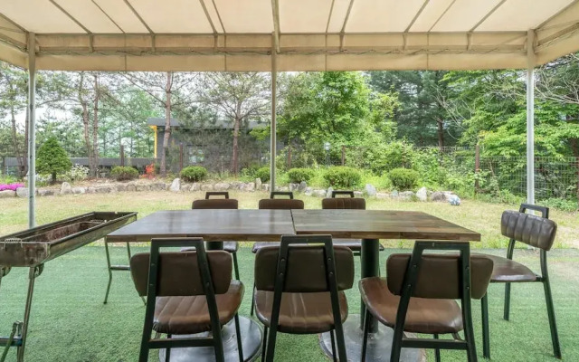 Hoengseong Withpet Village