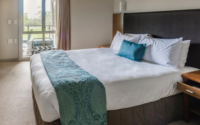 Ocean Breeze Hotel