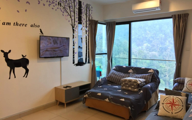 12pax Golden Shine Homestay @Midhills Genting