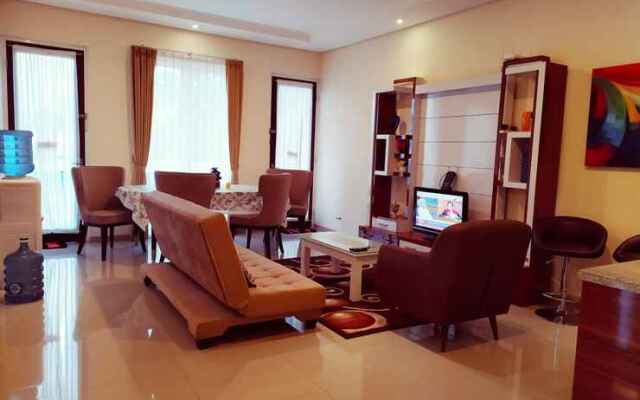 Full House 4 Bedroom at Azka Homestay 2