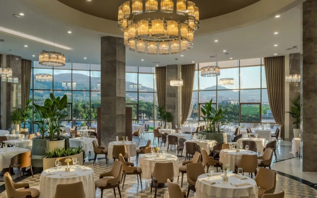 DoubleTree by Hilton Manisa