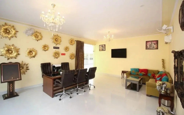 Vrindavan Resort by OYO Rooms