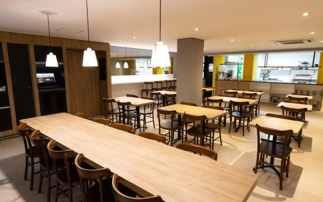 Uniclass Hotel Lapa