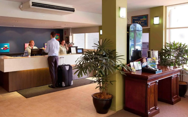 Mercure Cairns