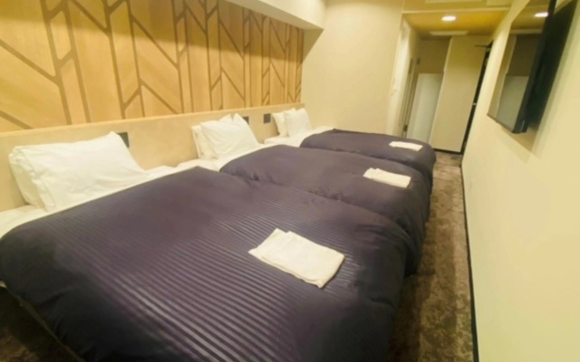 HOTEL LiVEMAX Yokohama Kannai – Guest Rooms – Yokohama