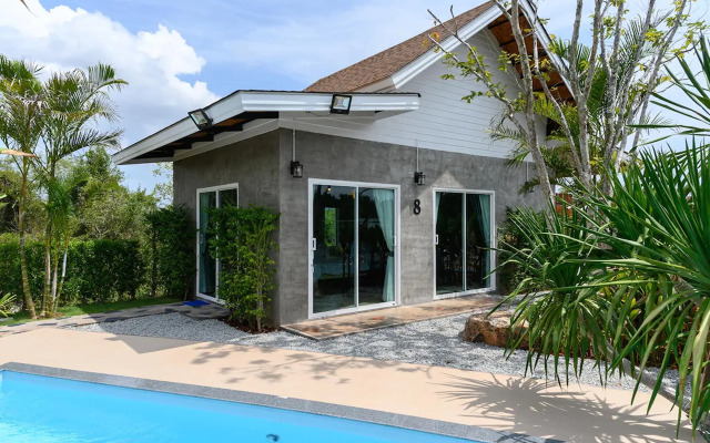 Loftpical Resort