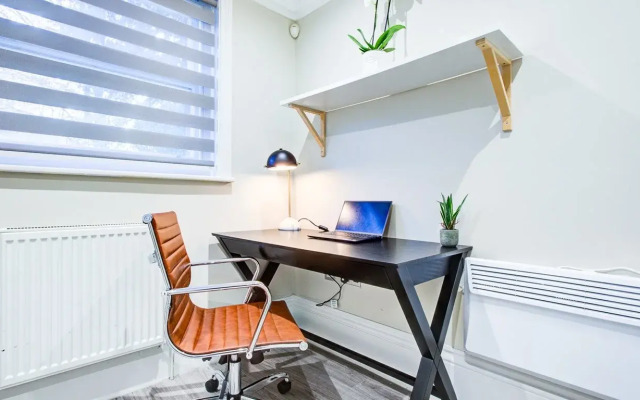 Hybrid Resi - Battersea