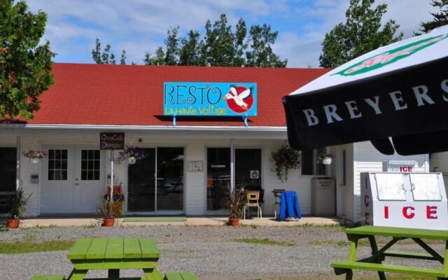 Camping et chalets de la Demi-Lieue