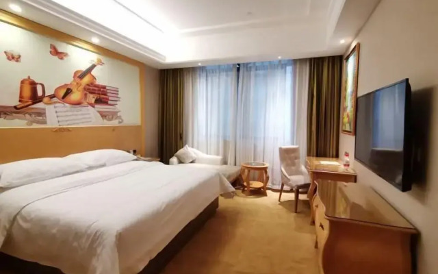 Vienna Hotel (Yizhou Sankeshu)