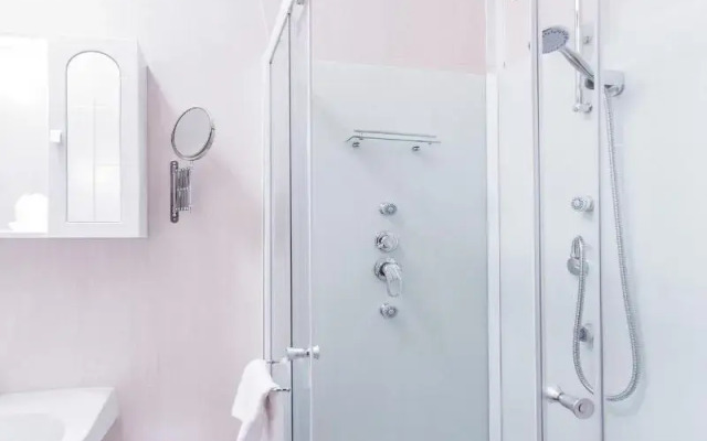 Quari Hotel Restaurant & Pizza