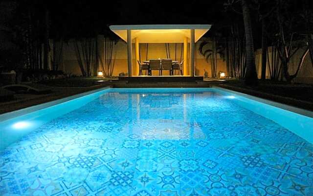 Luxury Pool Villa 44 3BR 6-8 persons