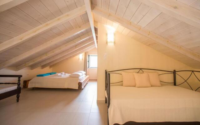 Villa Cretan View with Heated Swimming Pool