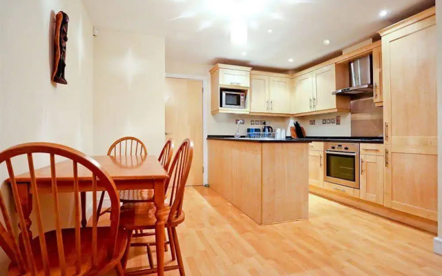 Chand Apartments