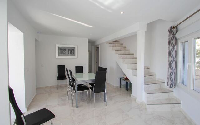 Gila - sea view villa with private pool in Benissa