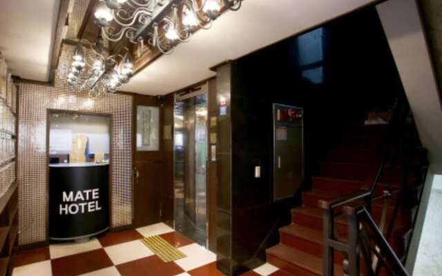Mate Hotel
