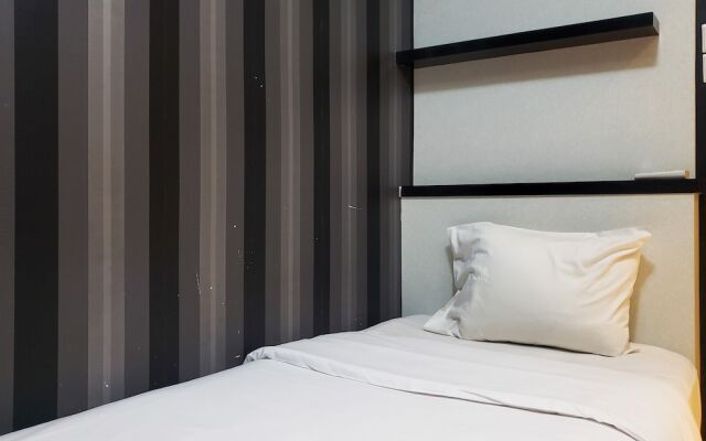 Nice And Cozy Living 2Br Apartment At Green Bay Pluit