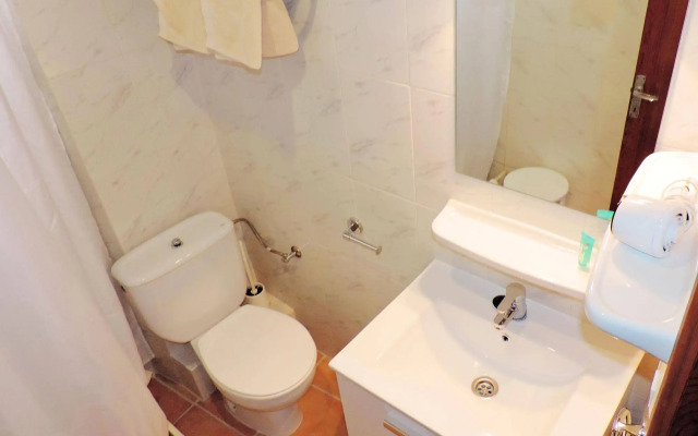 Marblau Hostal
