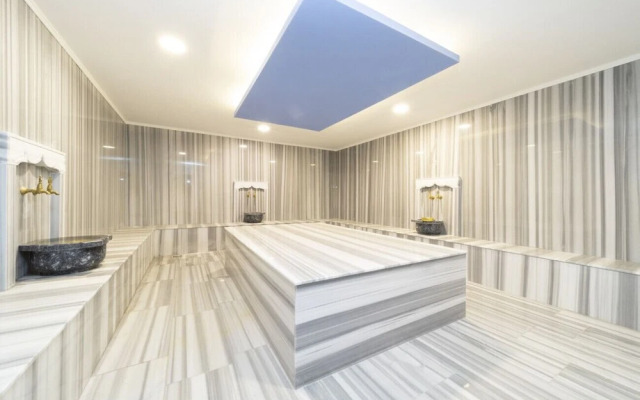 Flat With Shared Pool Hammam and Sauna in Alanya