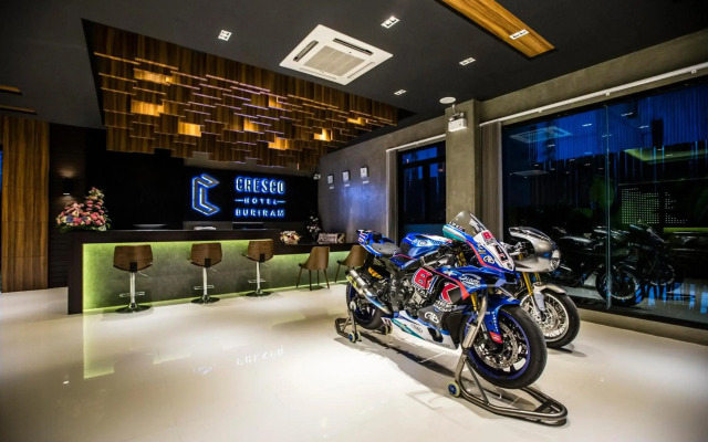 Cresco Hotel Buriram