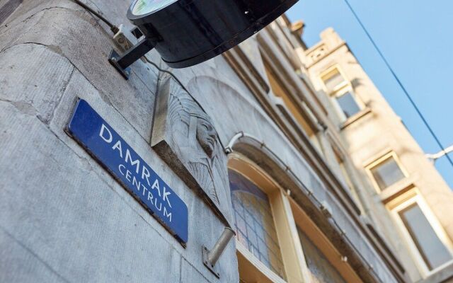 Damrak Short Stay Amsterdam