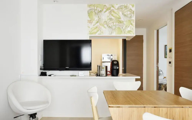 Crystal Exe Nippombashi 406