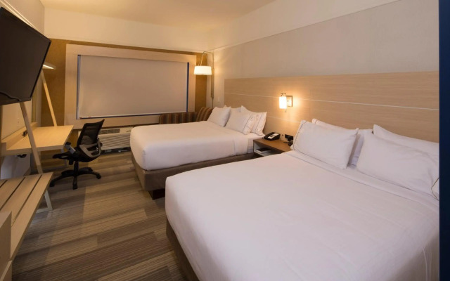 Holiday Inn Express & Suites Rochester Hill - Detroit Area by IHG