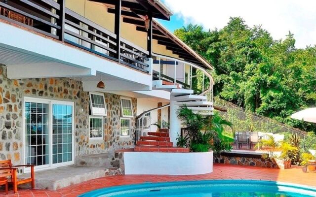 Marigot Palms Luxury Caribbean Guesthouse and Apartment Suites