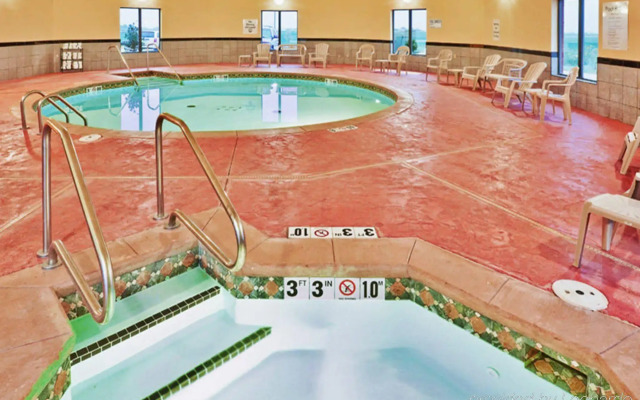 Holiday Inn Express & Suites Perry by IHG