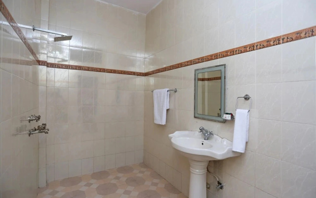 Homeystay Comfort By OYO Rooms