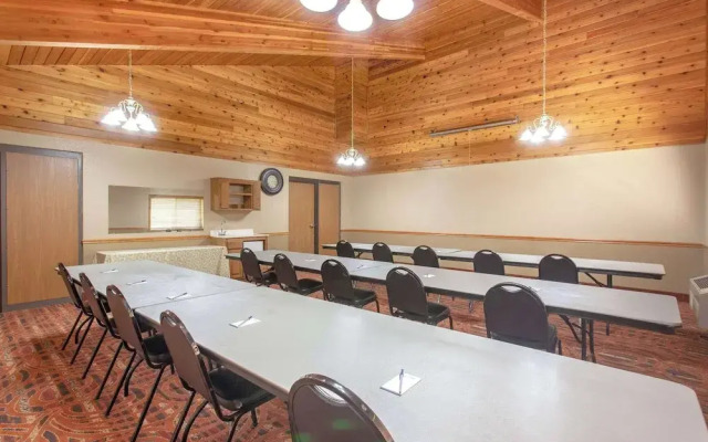 Americinn Cloquet