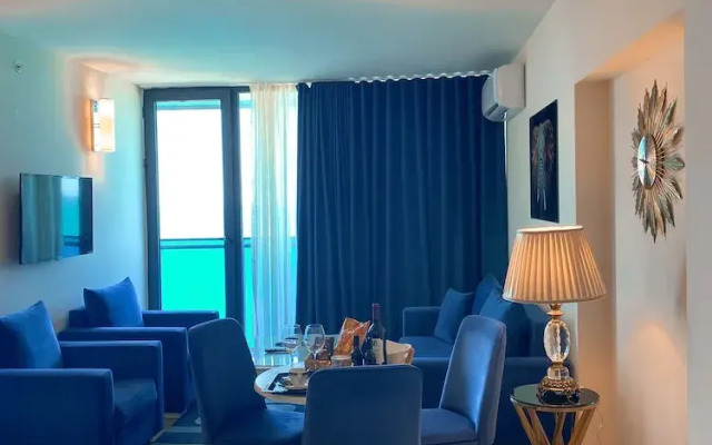 Seaside VIP40